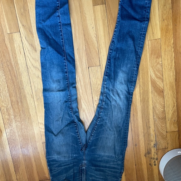 J crew high rise jeans, lookout size 28T - Picture 2 of 3